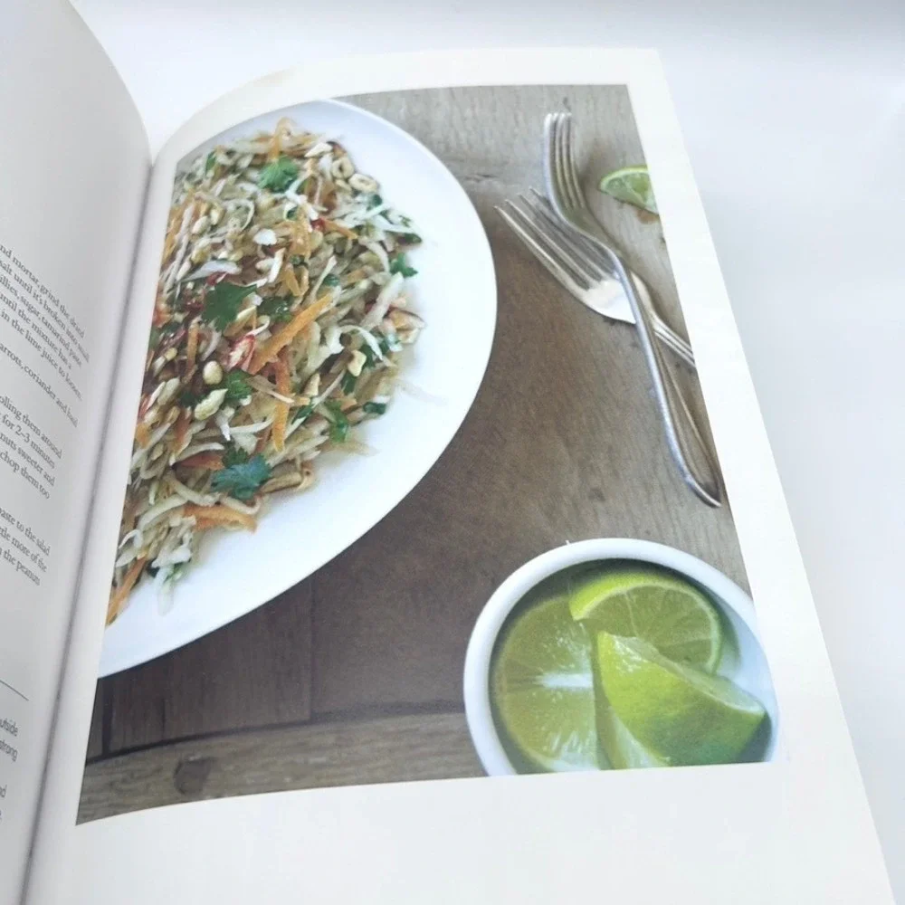 Gordon Ramsay Ultimate Cookery Course‎ Hardcover Cookbook 120+ Recipes
